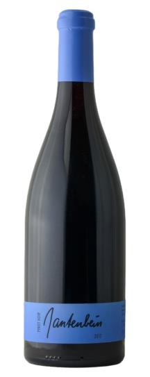 2017 Daniel Gantenbein Pinot Noir