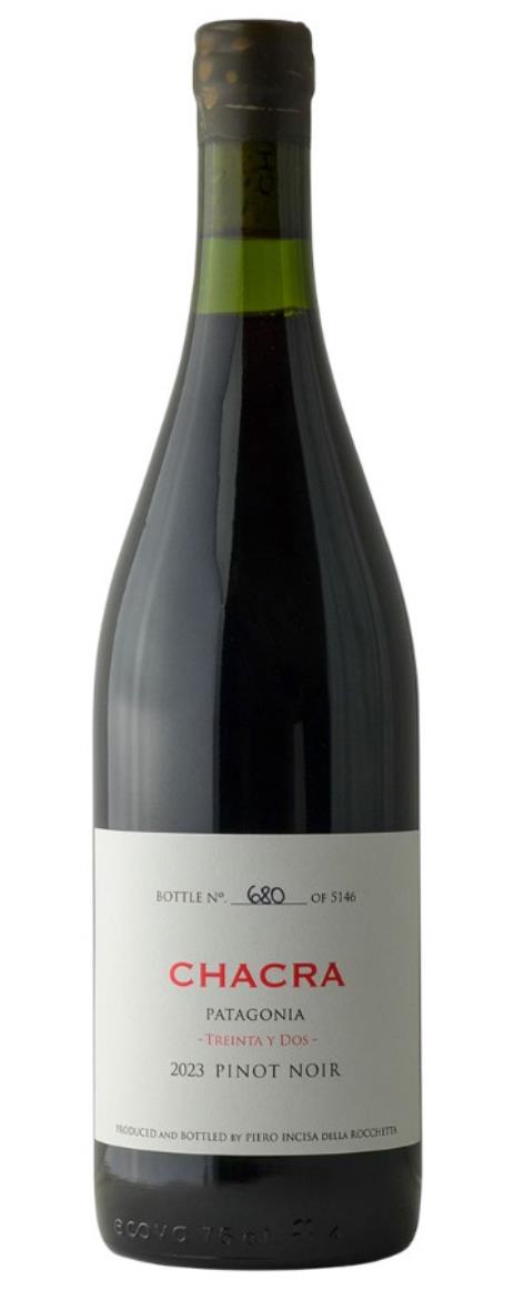 2023 Bodega Chacra Pinot Noir Treinta y Dos