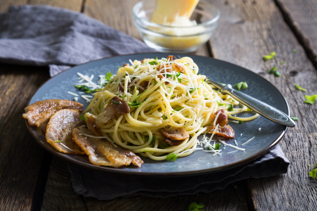 Your Guide to Pairing Wine with Spaghetti | JJ Buckley Fine Wines